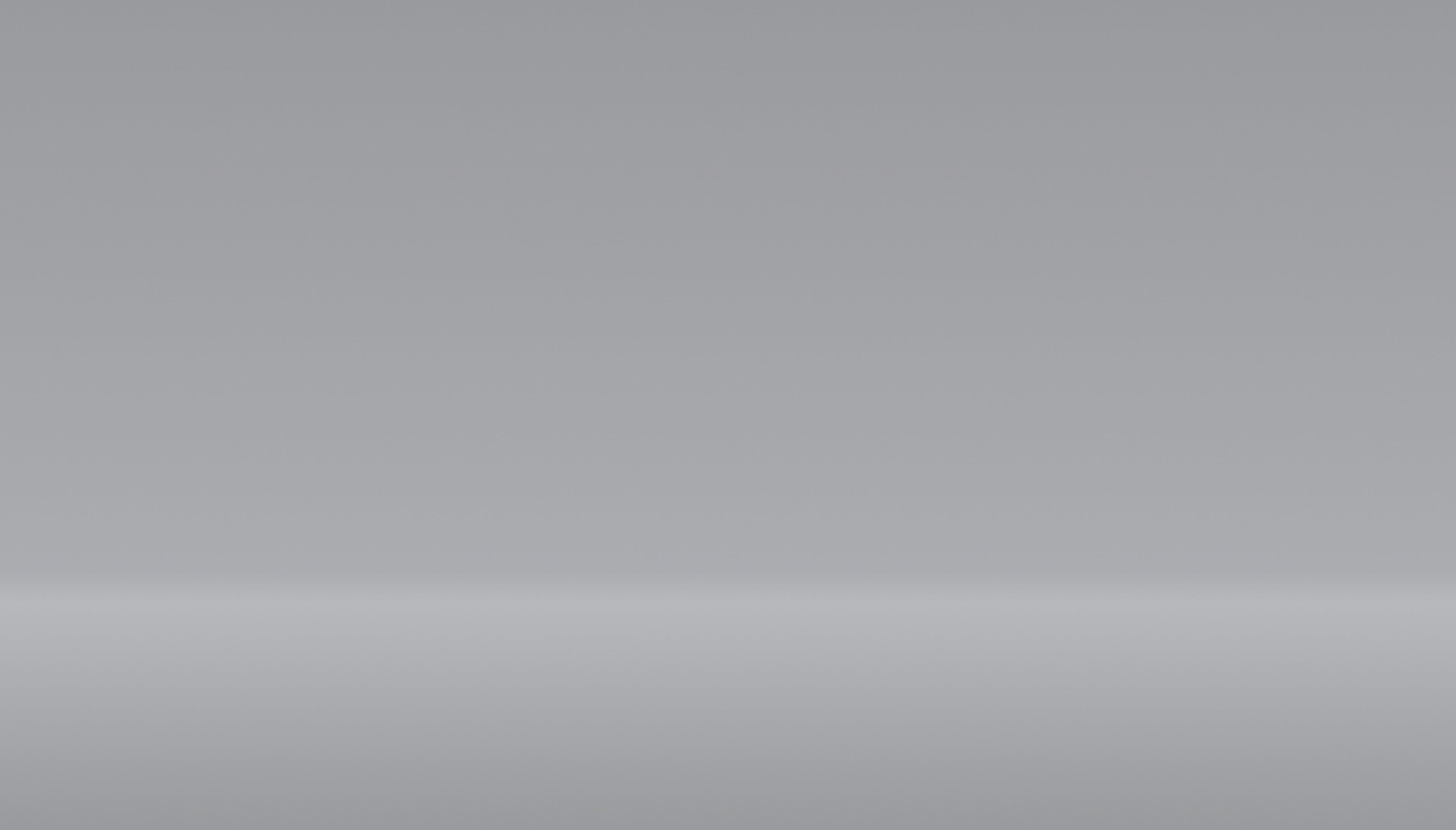 VOLVO Ex90 Vapour Grey 背面外观