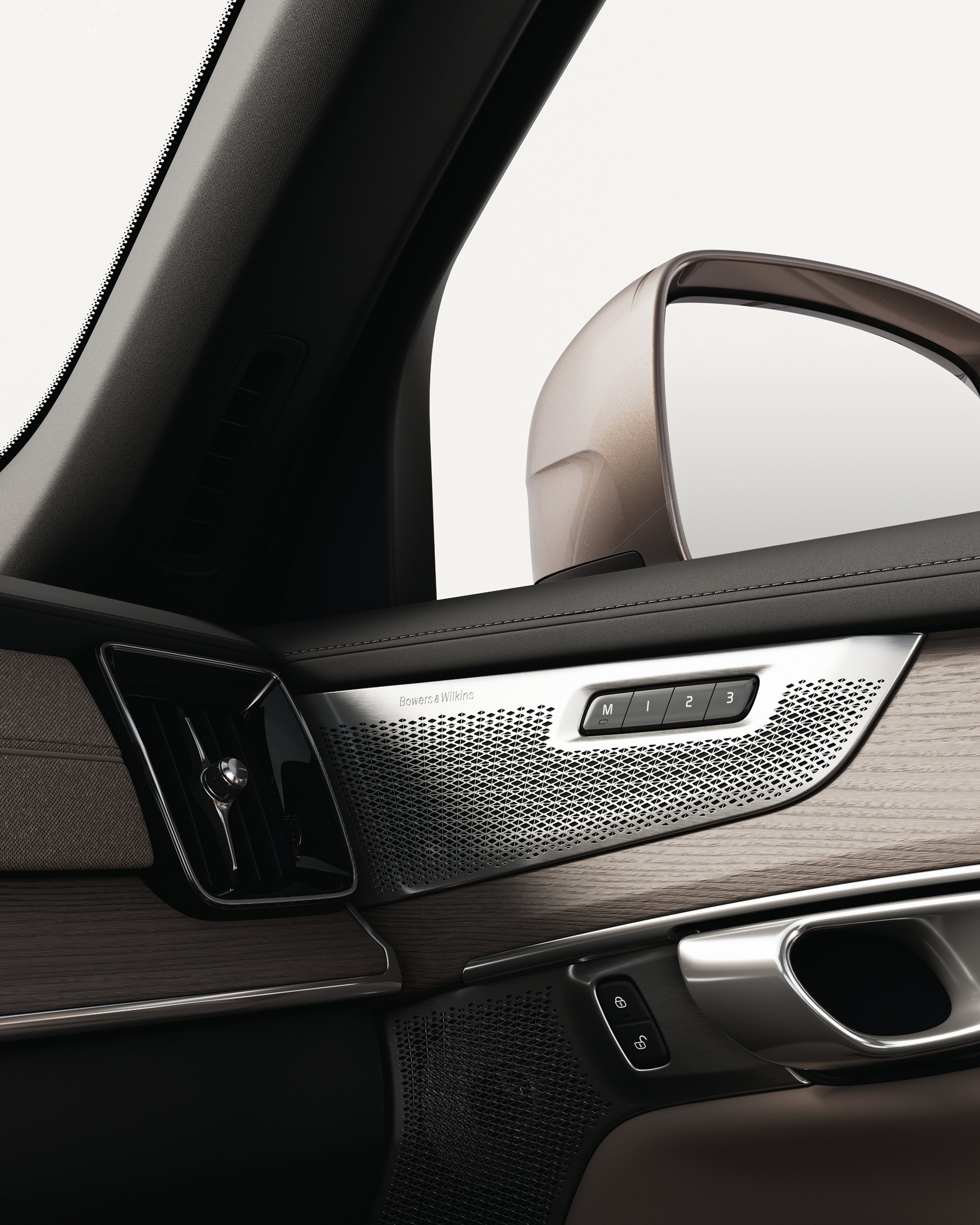 沃尔沃 XC90 Bowers & Wilkins® 殿堂级音响系统特写