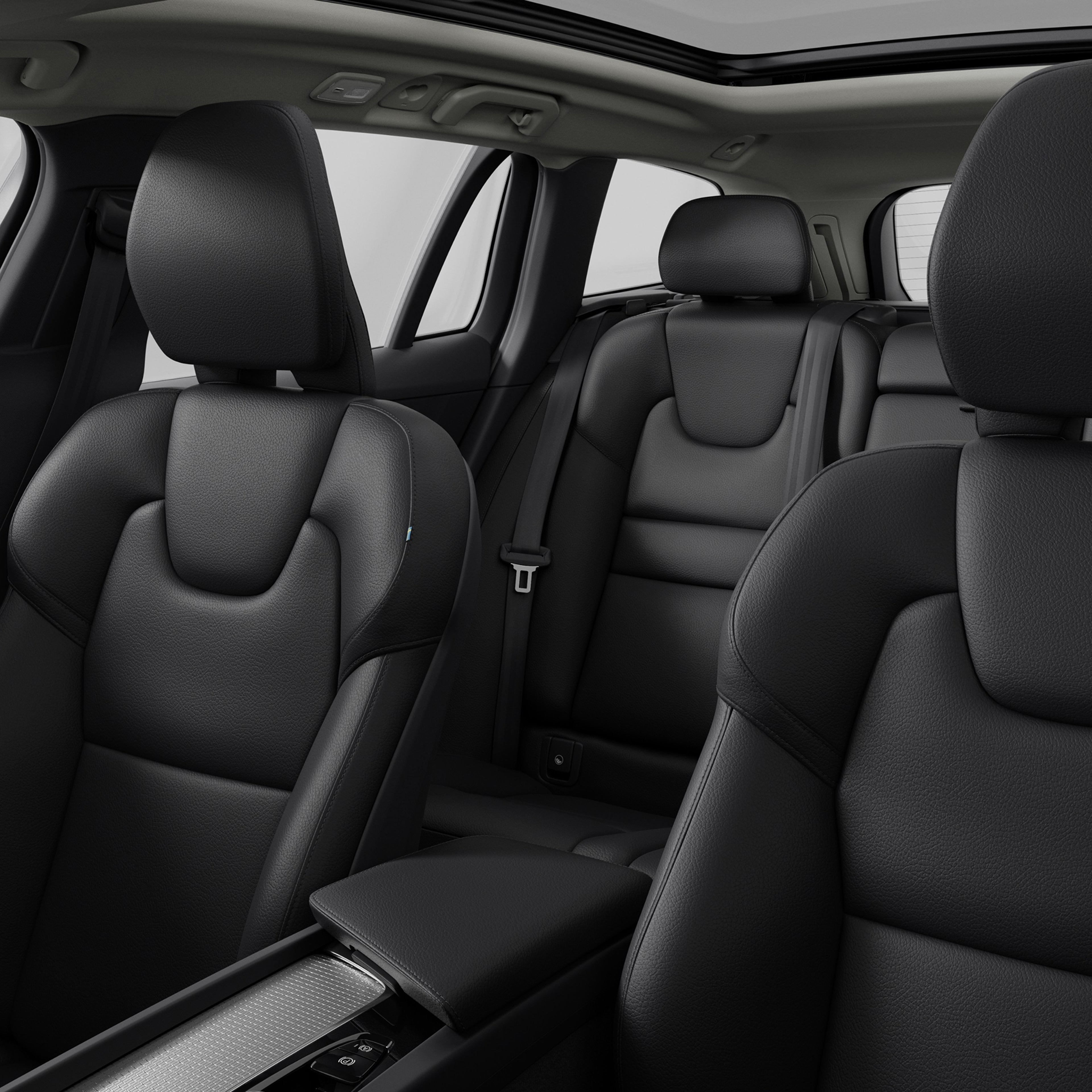 沃尔沃 V60 旅行车驾驶舱内部。