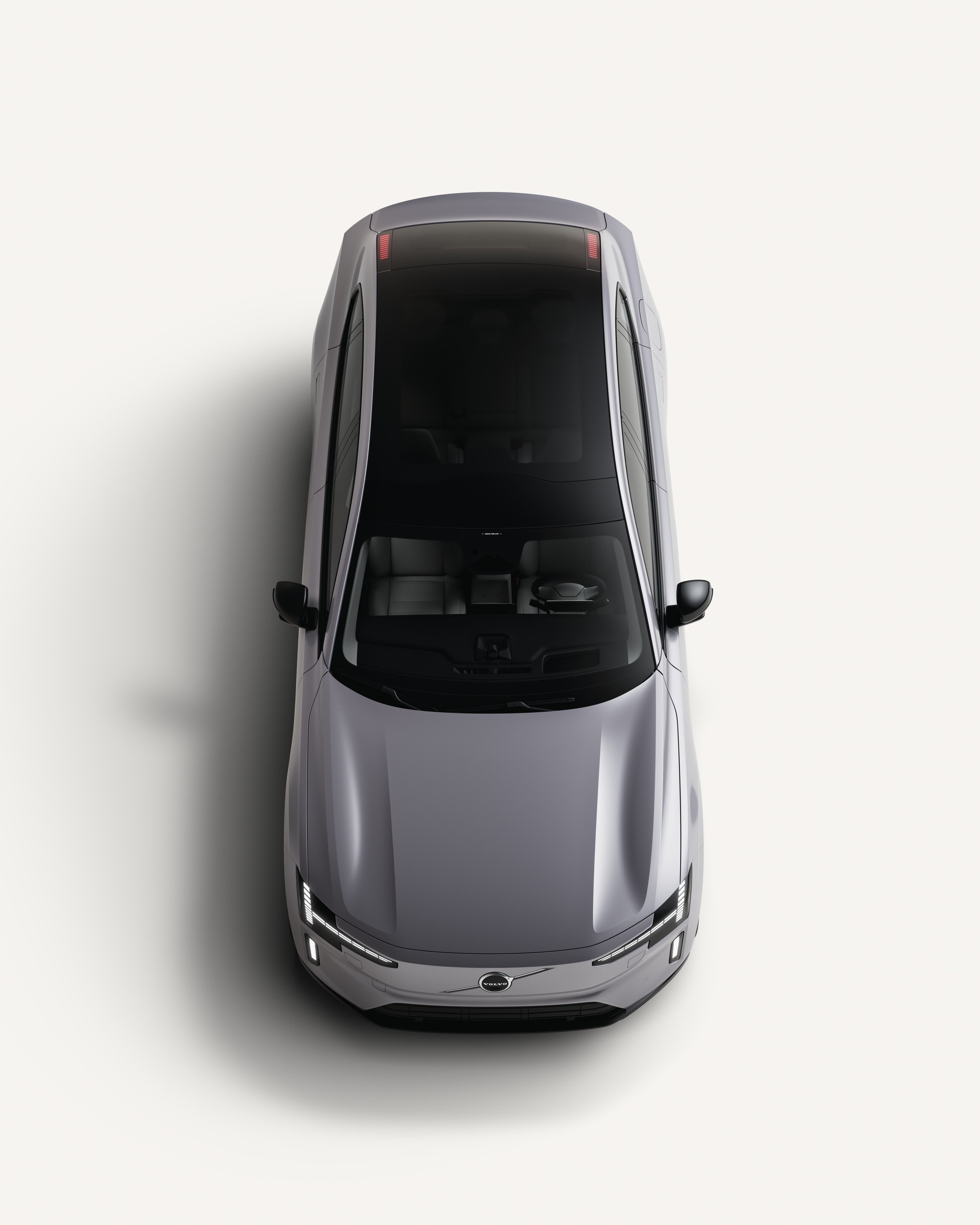 沃尔沃 ES90 俯瞰视角,尽显全景天窗。