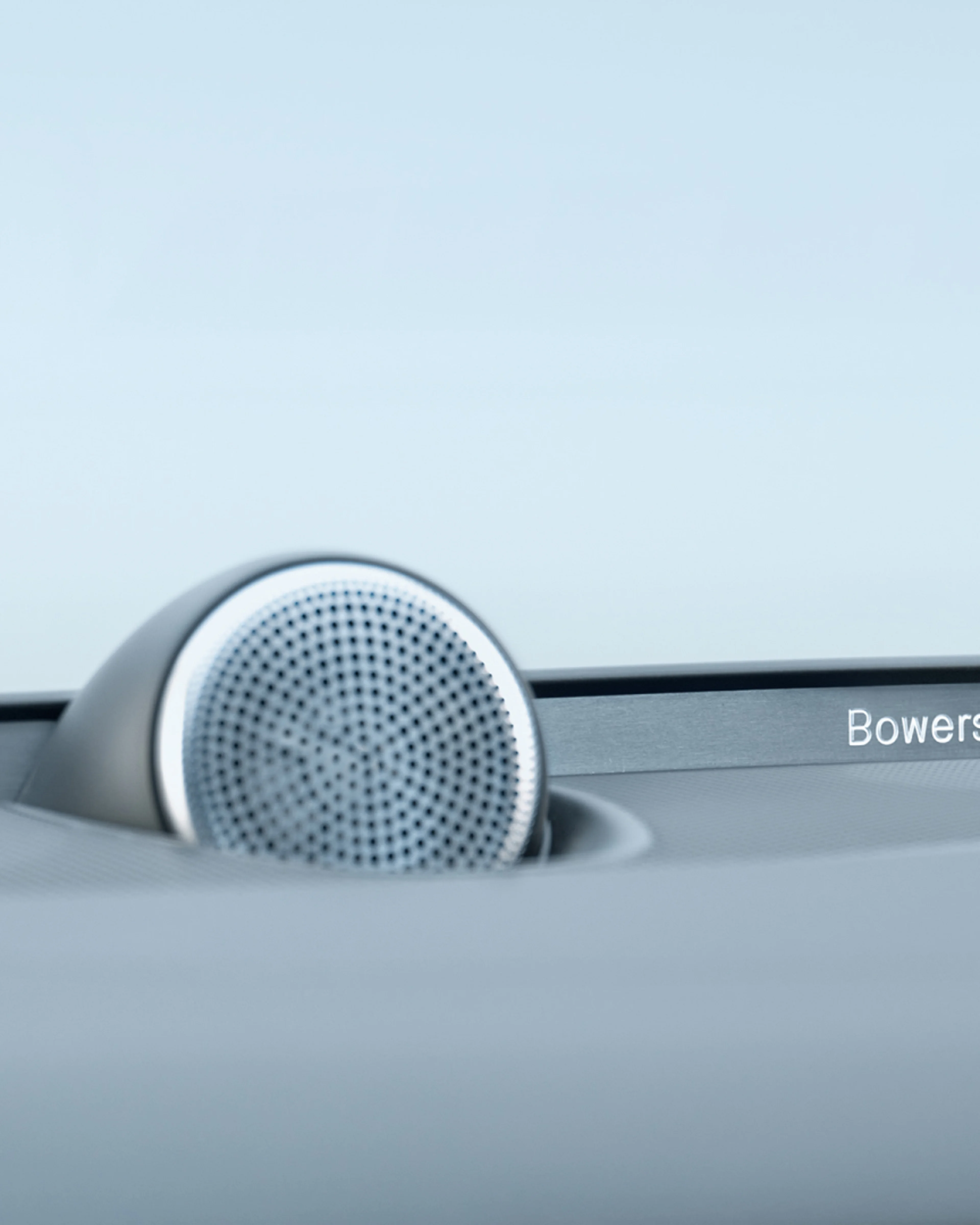 沃尔沃 S60 车内 Bowers & Wilkins® 音响系统