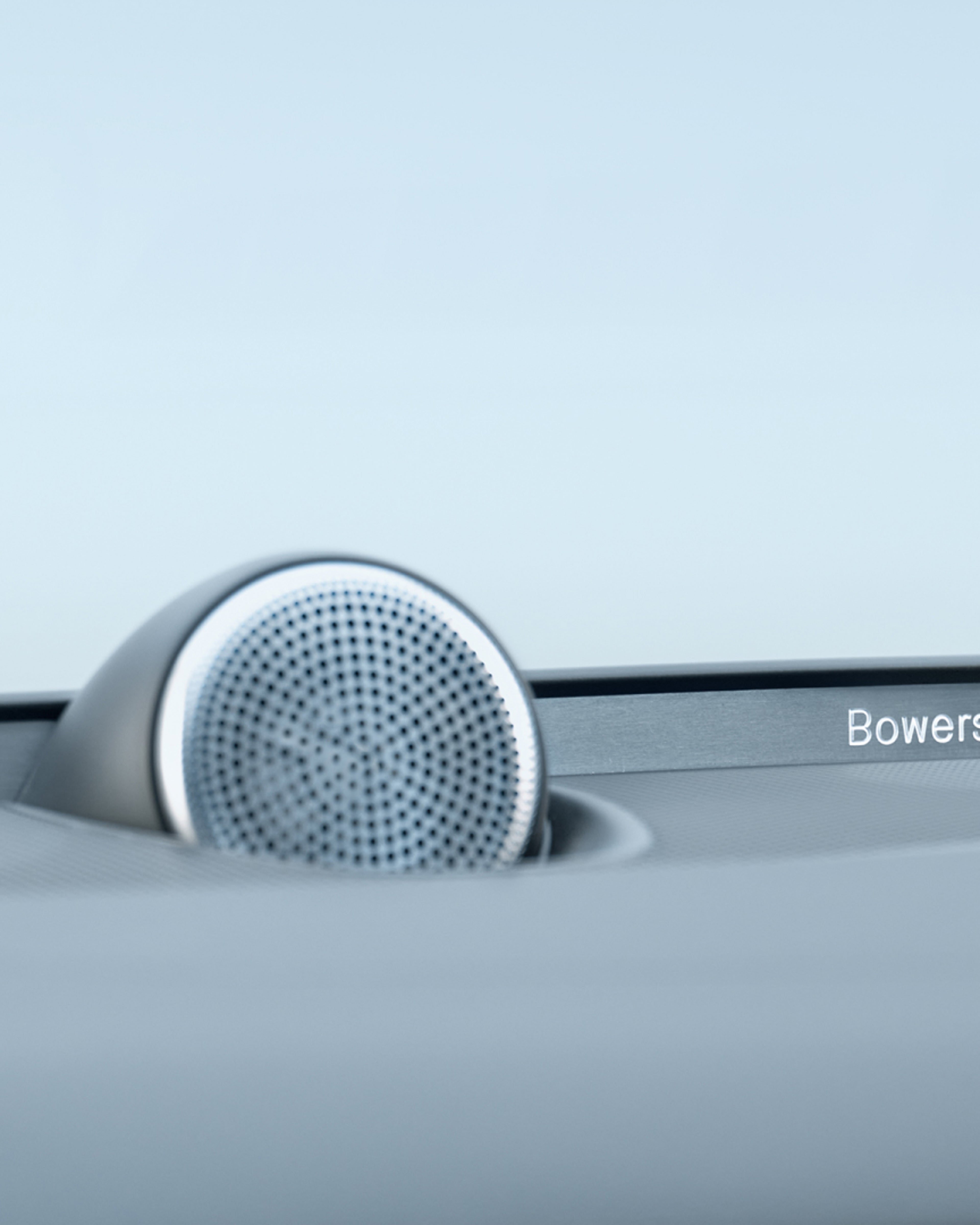 沃尔沃 S60 车内 Bowers & Wilkins® 音响系统