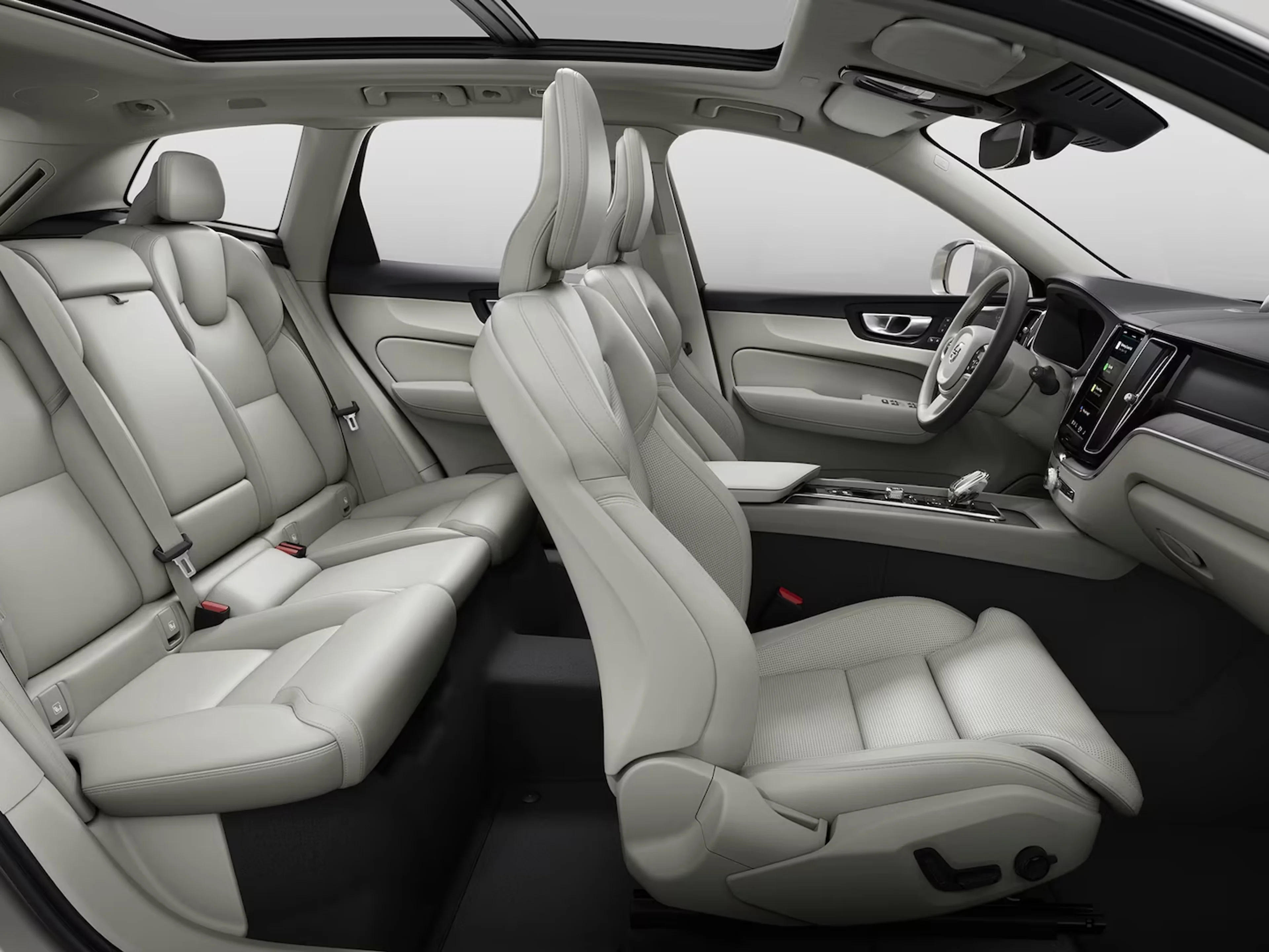 沃尔沃 XC60 SUV 驾驶舱内饰
