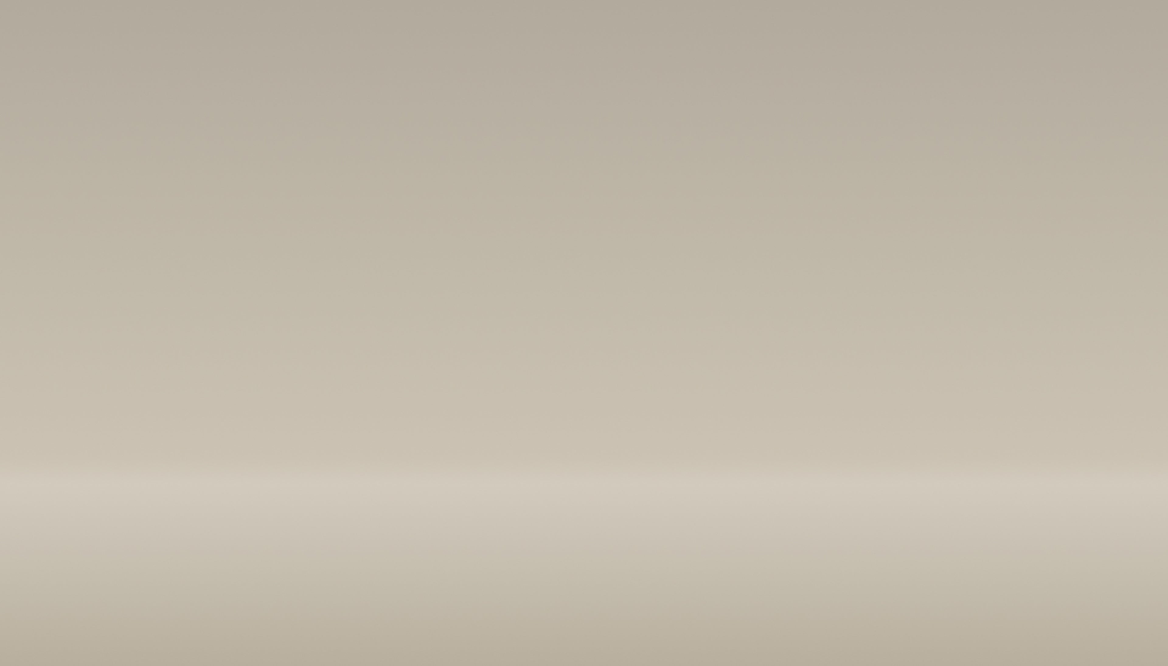 VOLVO EX90 Sand Dune 背面外观