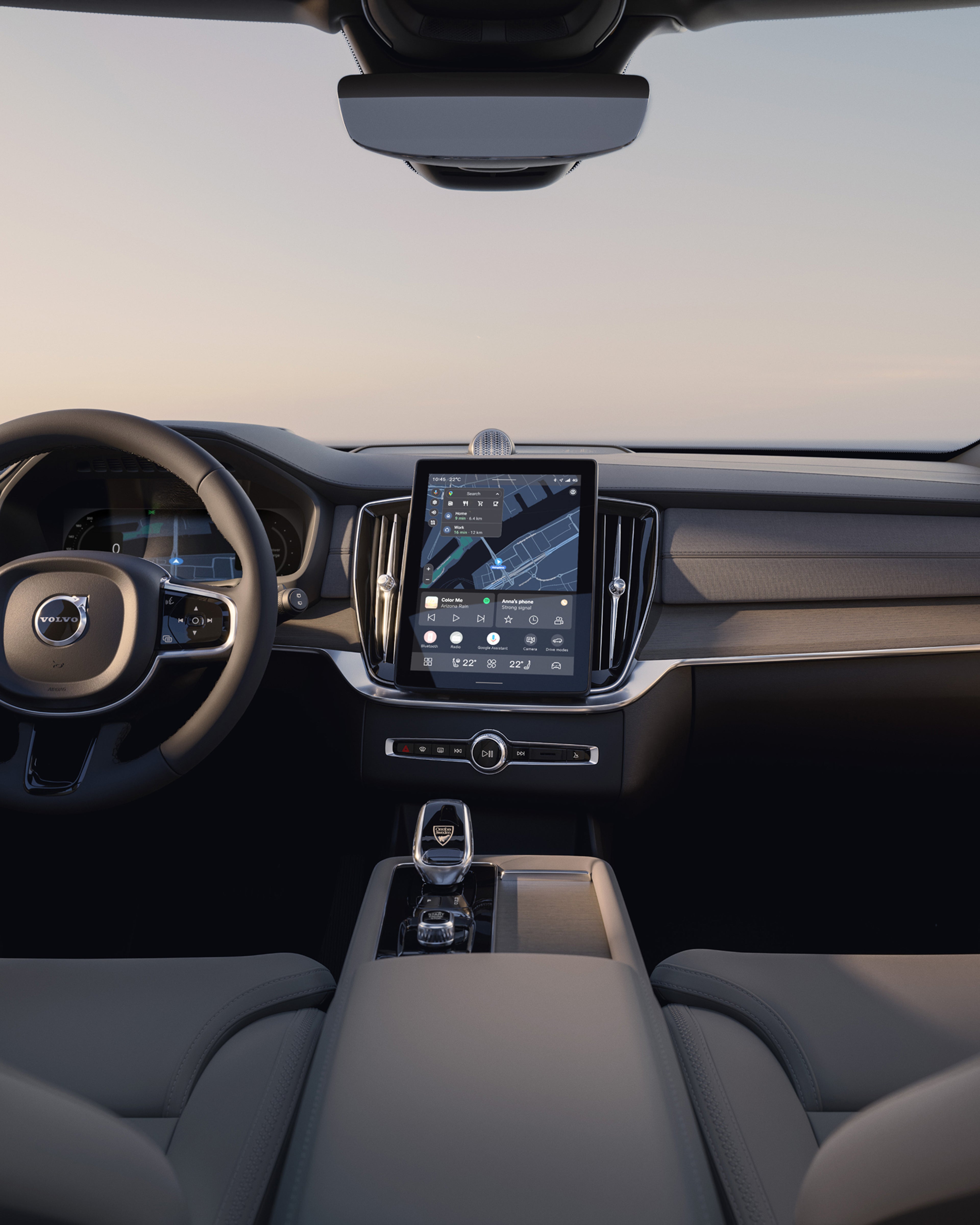 沃尔沃 XC90 后座视角下的仪表盘,包括方向盘和触摸屏。