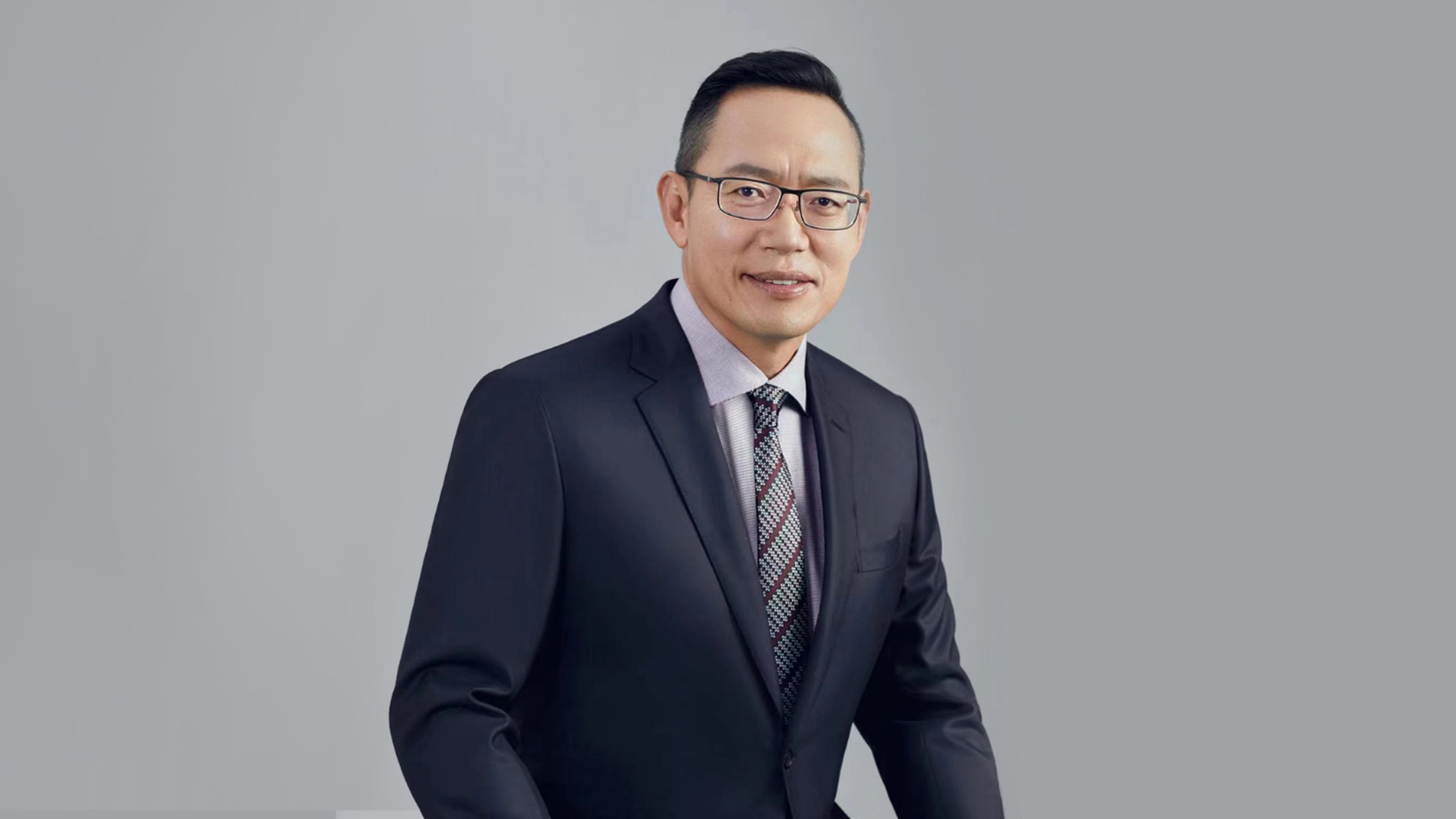 在演讲中,袁小林先生发表了自己对可持续发展的思考与看法,他表示:“新能源汽车发展的最终目的是推动整个人类生存环境的可持续发展,除了产品和市场以外,配套设施、产业协作、政策机制都将在其中发挥至关重要的作用。”