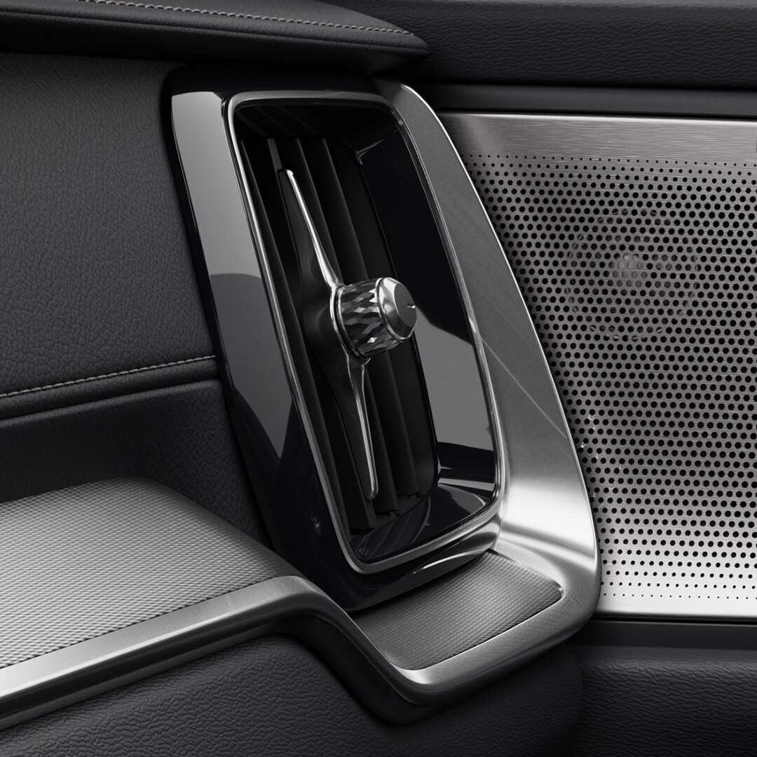 沃尔沃 S60 轿车搭载先进空气净化系统，为您和乘员带来更优质、更健康的空气质量。