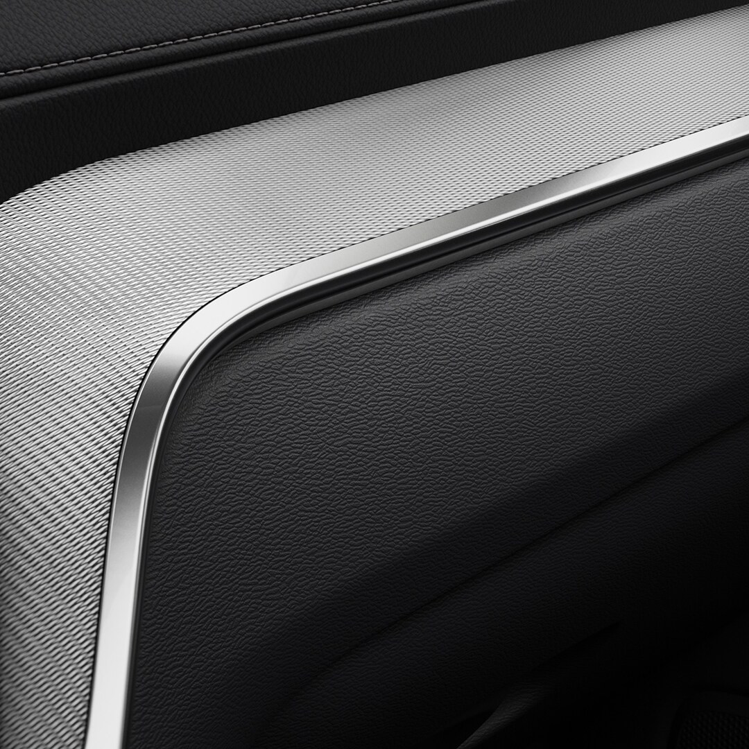 沃尔沃 S60 轿车金属网眼镶嵌设计和装饰。