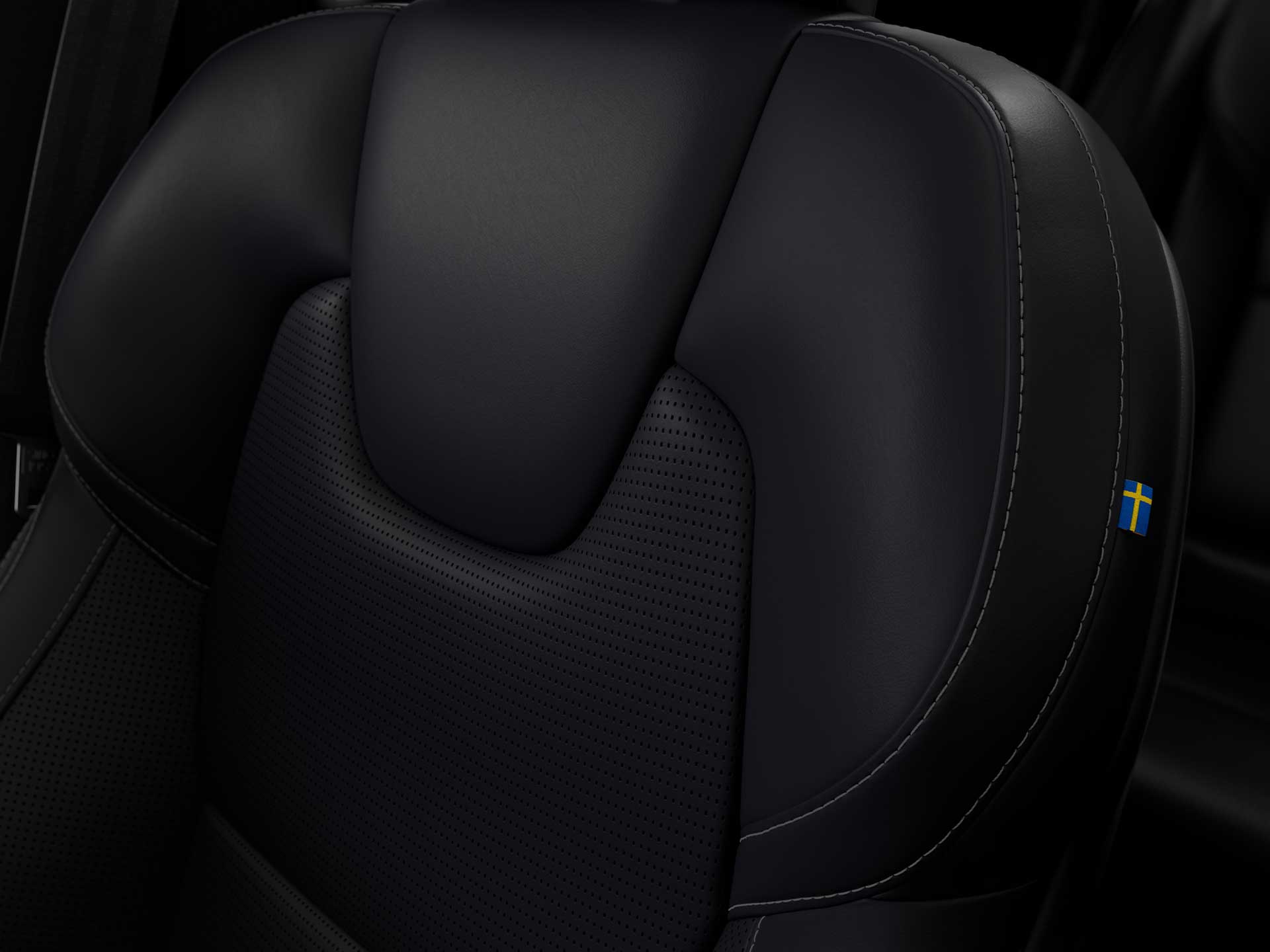 沃尔沃 S90 轿车内 Nappa 真皮座椅。